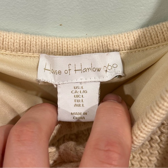 Beige Knit Midi Dress with keyhole cutout - Picture 3 of 3